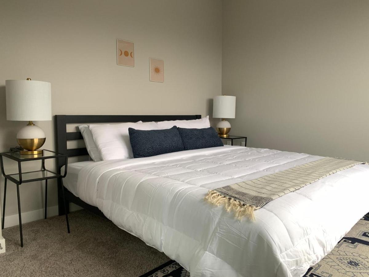 Sleepover Premier Downtown Des Moines Apartments Exteriör bild