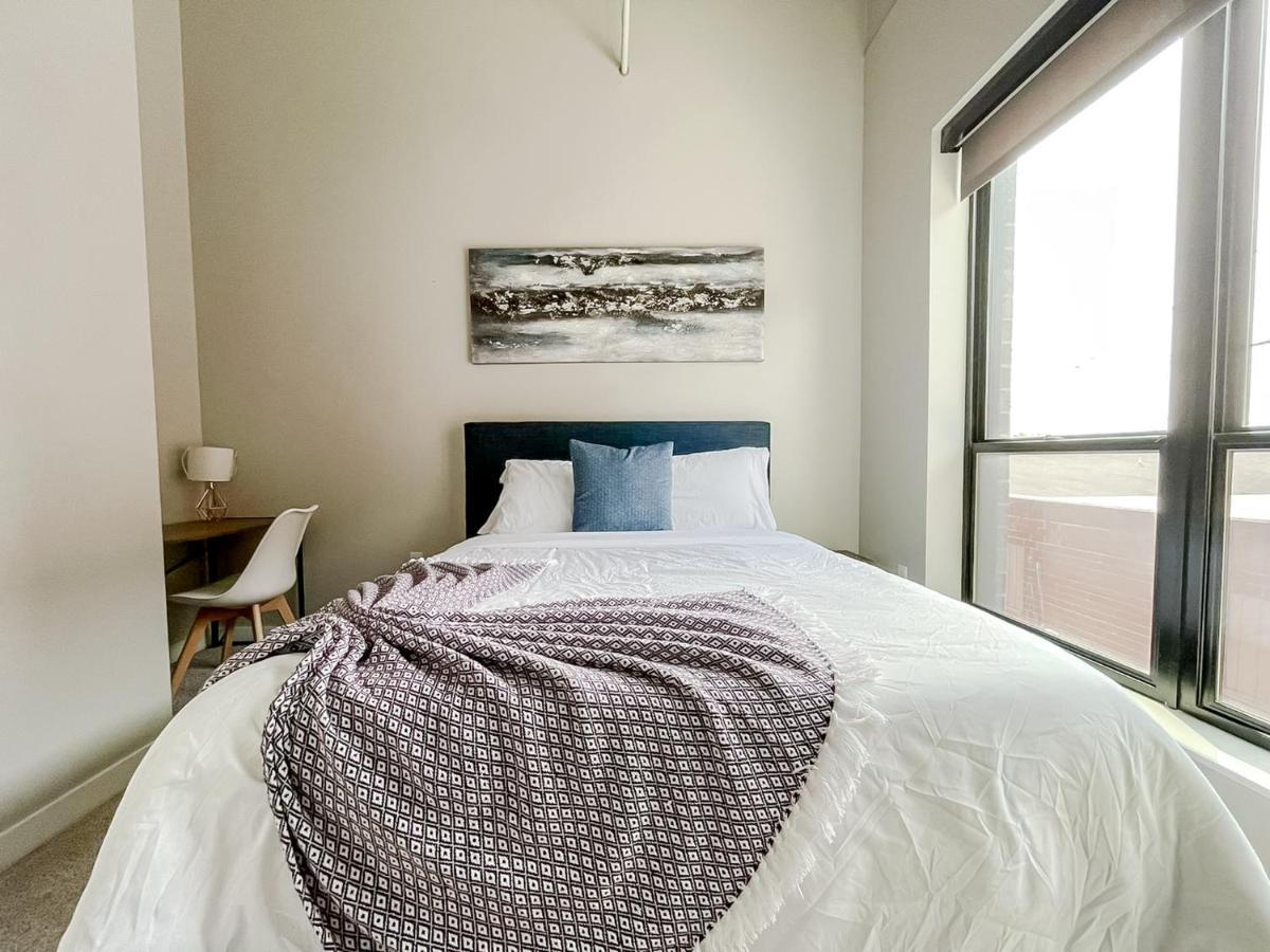 Sleepover Premier Downtown Des Moines Apartments Exteriör bild